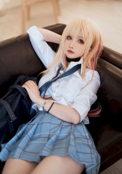 乌鸦嘴妙女郎的剧情介绍_1080P日韩电影在线