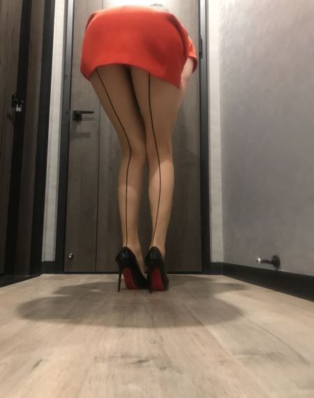 风骚男女全裸操逼视频_1080高清完整版
