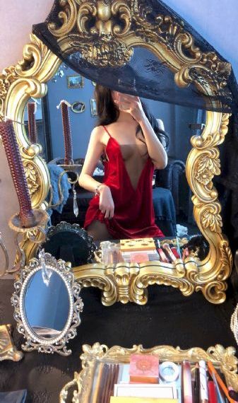 搓开美女衣服_BD英语免费观看