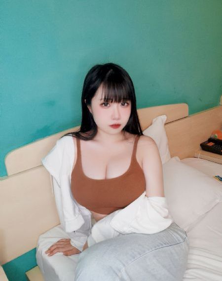 台湾佬中文娱乐揄拍自拍1_720在线观看