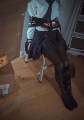 师尊在森林深处被藤蔓_1080手机在线看