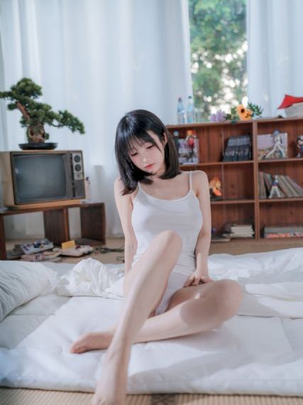 水蜜桃网站亚洲_超清免费观看超清