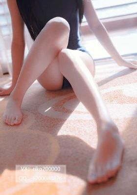 头条文章无力的腿被抬起_HD完整在线观看