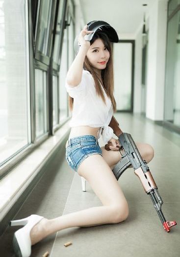 久久久嫩草_BD国语免费全集观看